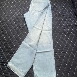 Ultra High Rise Mom-Jeans, new never worn